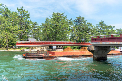 Kyoto: Miyama Village, Amanohashidate, and Ine Bay Day Trip