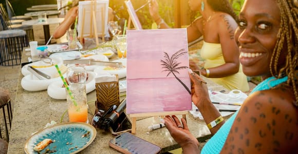 Cartagena: Premium Rooftop Art, Brunch & Sunset Experience