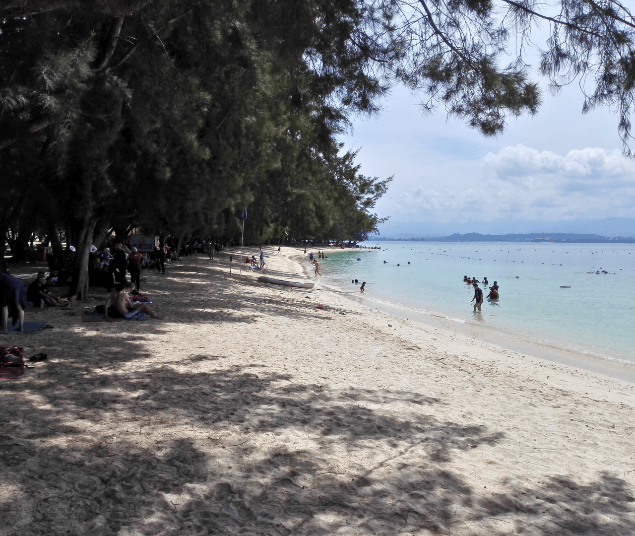 Kota Kinabalu: Schnorcheln auf den Inseln Sapi und Manukan mit Mittagessen