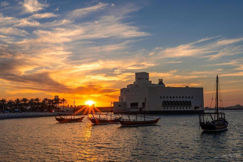 Doha: Cruzeiro tradicional em Dhow com traslado de ida e volta