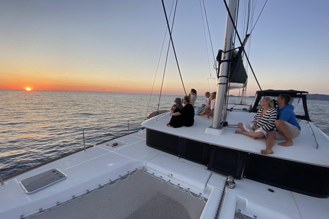 From Rethymno: Evening Catamaran Cruise & Sunset Views Rethymno: Evening Catamaran Cruise & Sunset Views