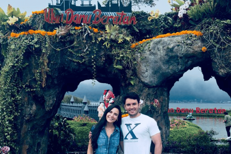 Private Tour with Lake Bratan and Tanah Lot Sunset Tanah Lot Sunset and Lake Bratan (not including tickets)