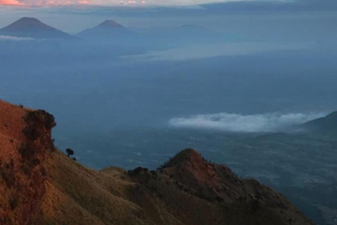 2D1N Mt. Merbabu Camping-Wanderung von Yogyakarta aus
