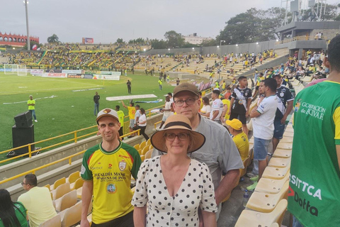 Cartagena: Vive la experiencia de un partido con aficionados locales