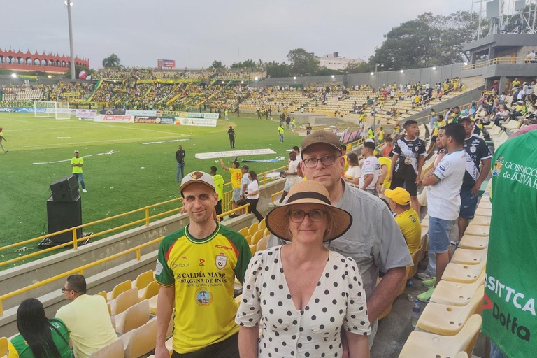 Cartagena: Vive la experiencia de un partido con aficionados locales