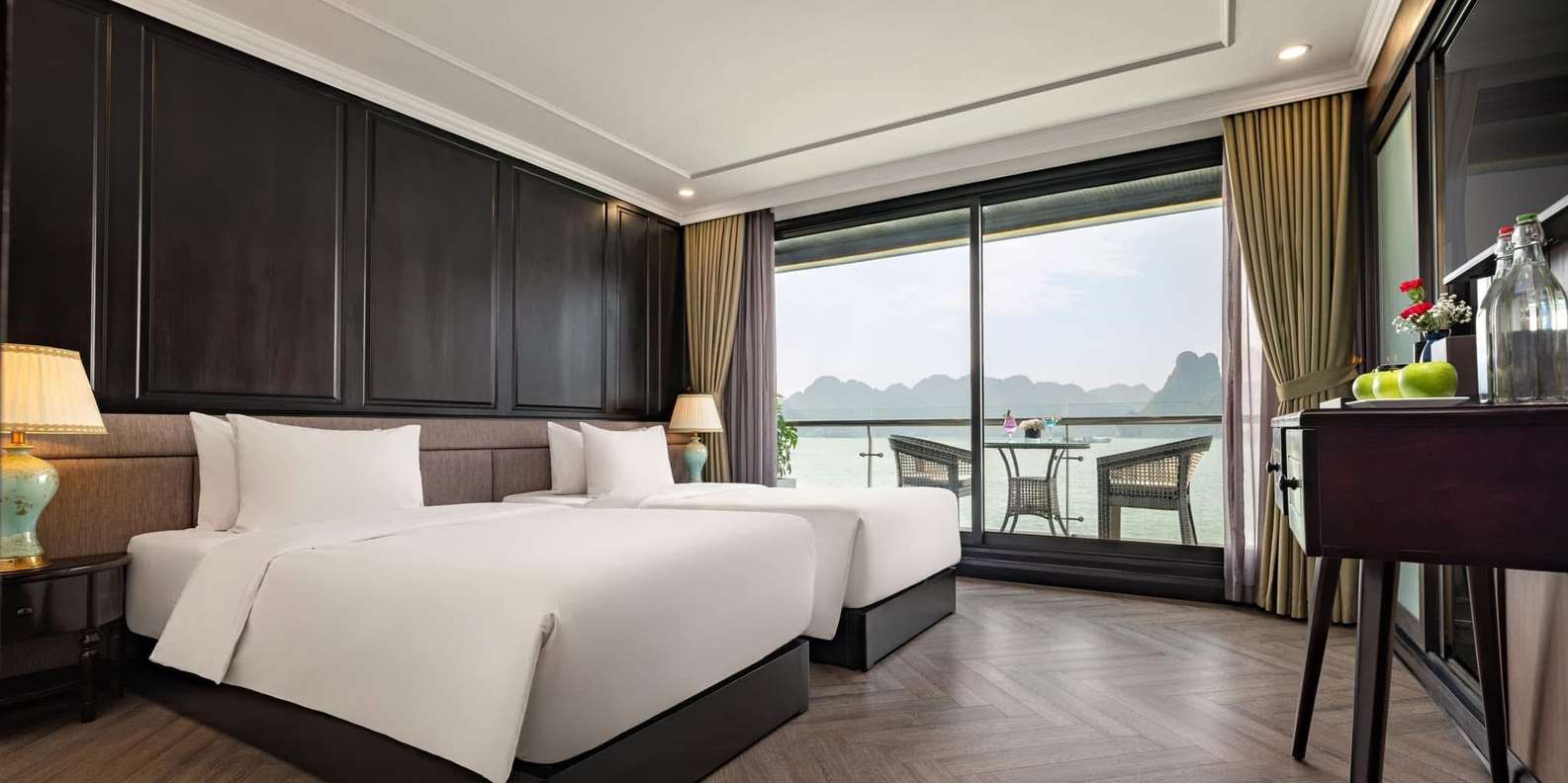 Halong Bay cruise — photo 69