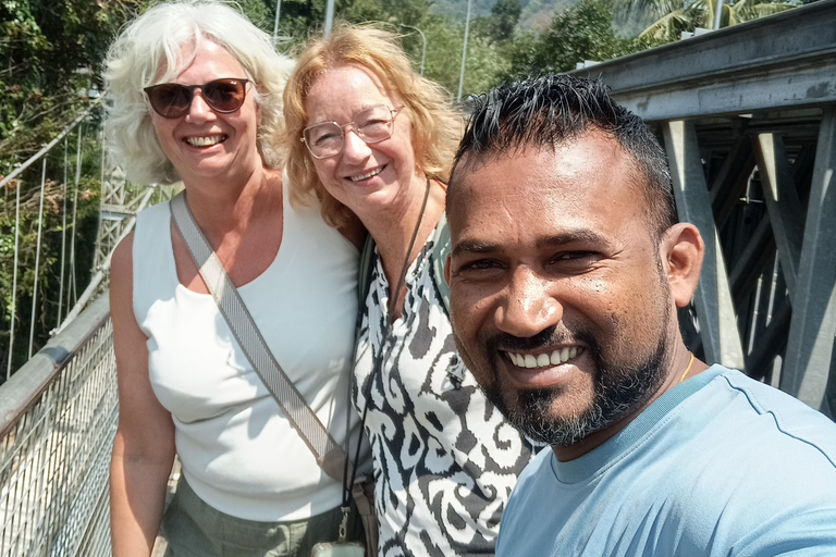 Kandy: Ambuluwawa Tower, Sacred Temple & Artisan Discovery