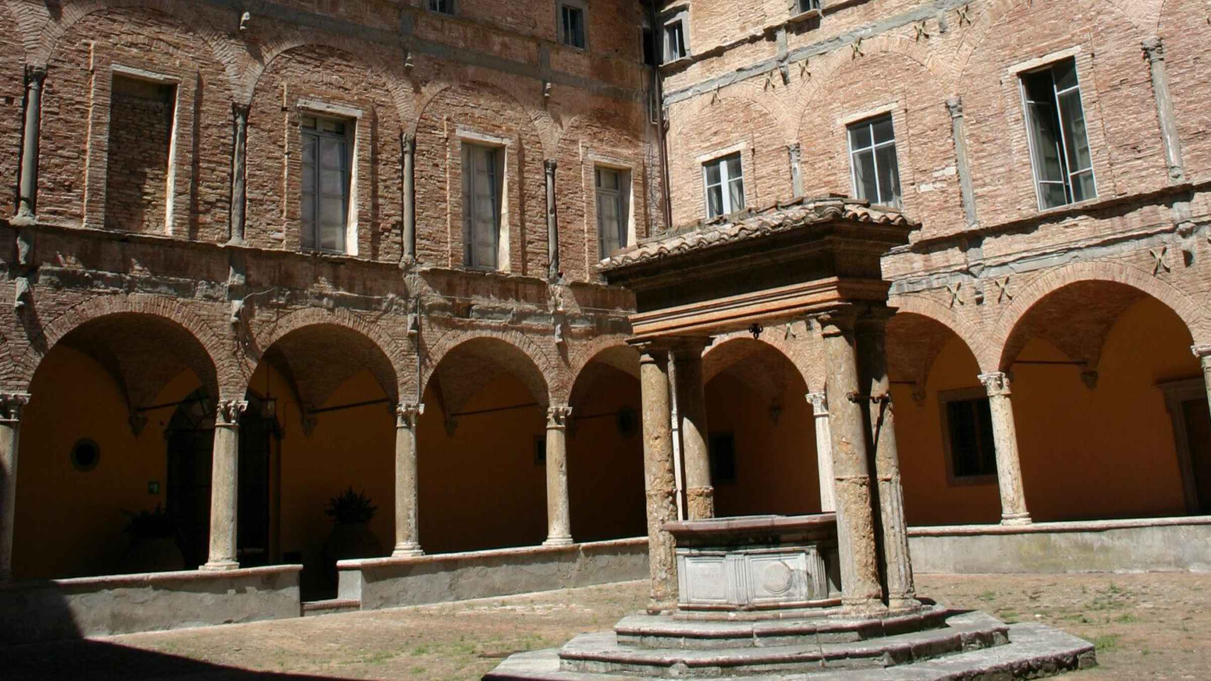 Nova atividadePerúgia: Mistérios e arte em San Pietro e Borgo XX giugno