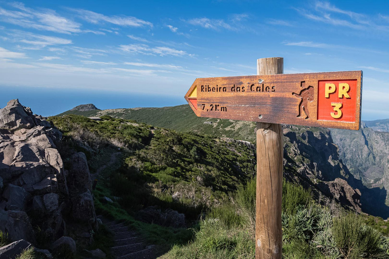 Madeira: PR1/PR3 at Sunrise Pico Arieiro Ticket Included Madeira: PR1/PR3 at sunrise Pico Arieiro Ticket Included