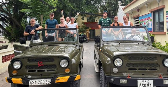 Hanoi: Vintage Jeep Tour & Bat Trang Pottery Village