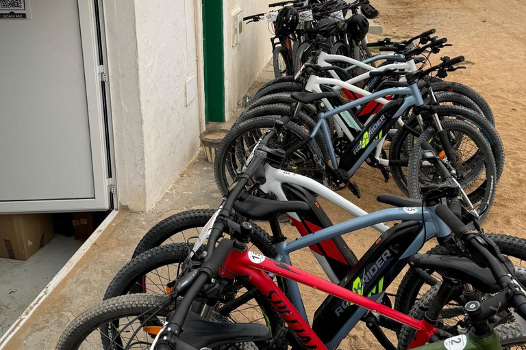 La Graciosa: Rent your ELECTRIC BIKE and explore the island at your own pace.