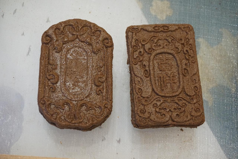 Shanghai: Hands-on Incense Tablet Making Class