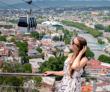 Tiflis: Geführte Stadtführung durch die alte und neue Stadt mit 2 Seilbahnfahrten