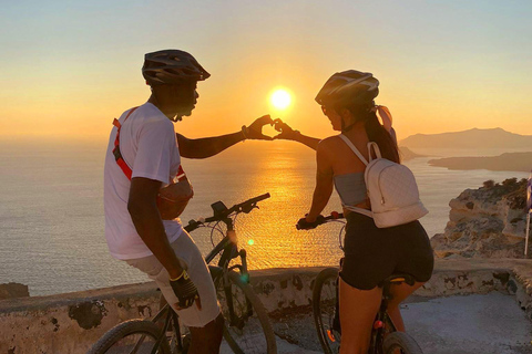 Santorini: Around the Island by Electric Bike Santorini: Around the Island by e-scooter