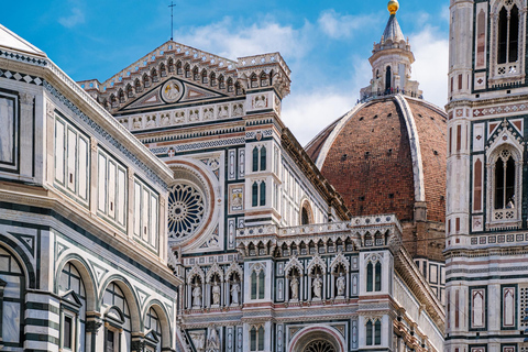 Florencia: Visita a la zona del Duomo con ticket de entrada para subir a la Torre de GiottoTour en inglés