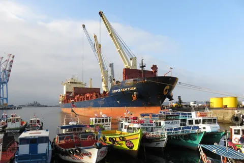 Valparaíso: Full-Day Private Tour, Funicular and Vineyard