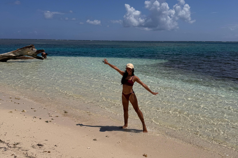 San Blas: tour with snorkeling, lunch and transportation