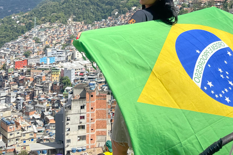 Rio: Rocinha Favela Tour with Local Guide & Capoeira