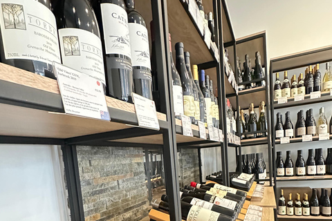 Marsella: Degusta los vinos del Sur en una tienda de vinos de primera...