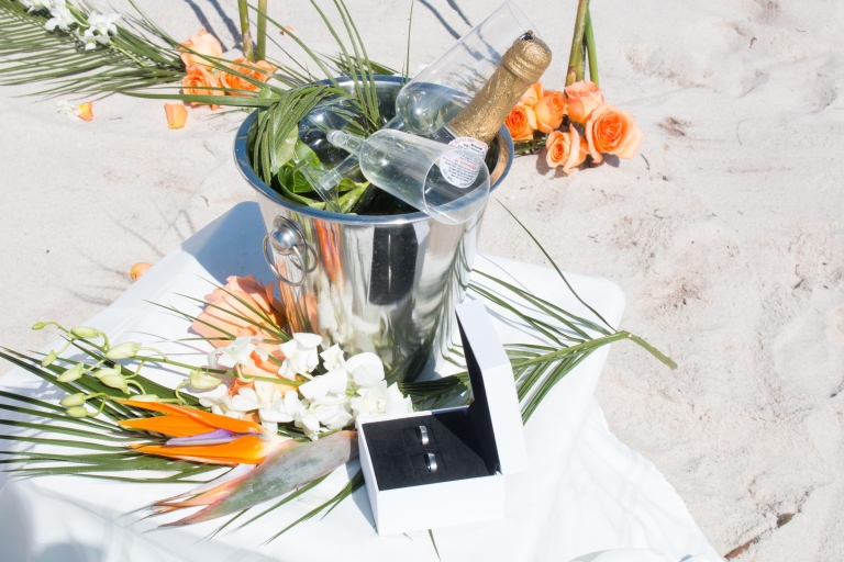 Miami: mariage sur la plage ou renouvellement des vœuxMariage sur la plage avec 100 photos, fleurs et champagne