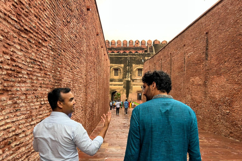 De Delhi: excursão ao Taj Mahal pelo Gatiman Express.