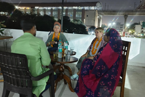 Jaipur: Rajasthani Cooking Class with Family & Star Gazing