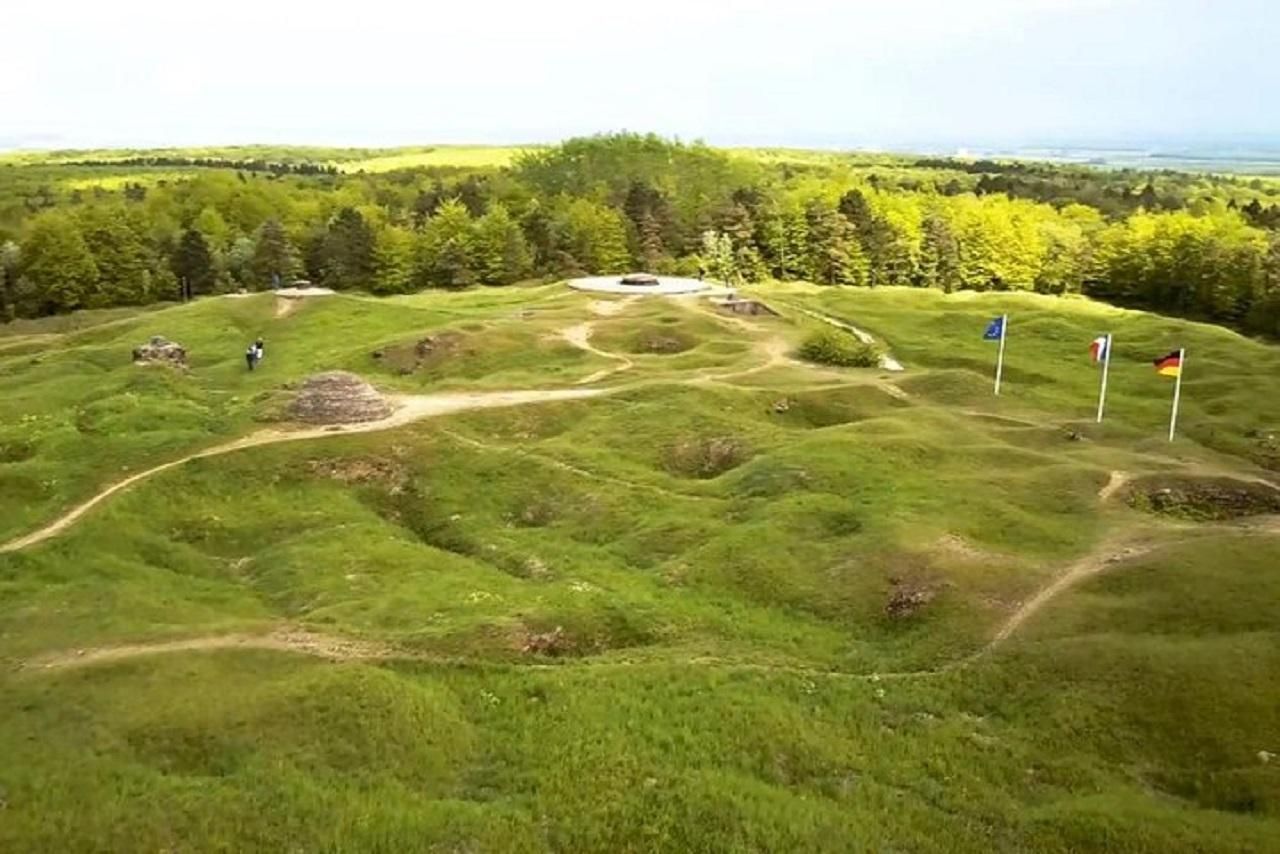 Verdun-Schlachtfeld-Tour, fachkundiger Historiker und Tickets inklusive