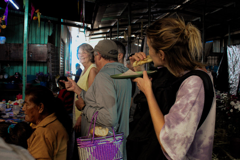Cultural & Food weekend route in Oaxaca’s Main Market