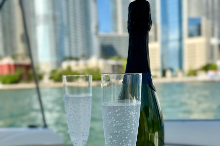 Miami: Private Yacht Cruise with Captain and Soft Drinks