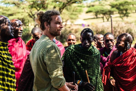 Zanzibar: villaggio Maasai e tartarughe NungwiZanzibar: villaggio Maasai ed escursione a Nungwi - Mattina