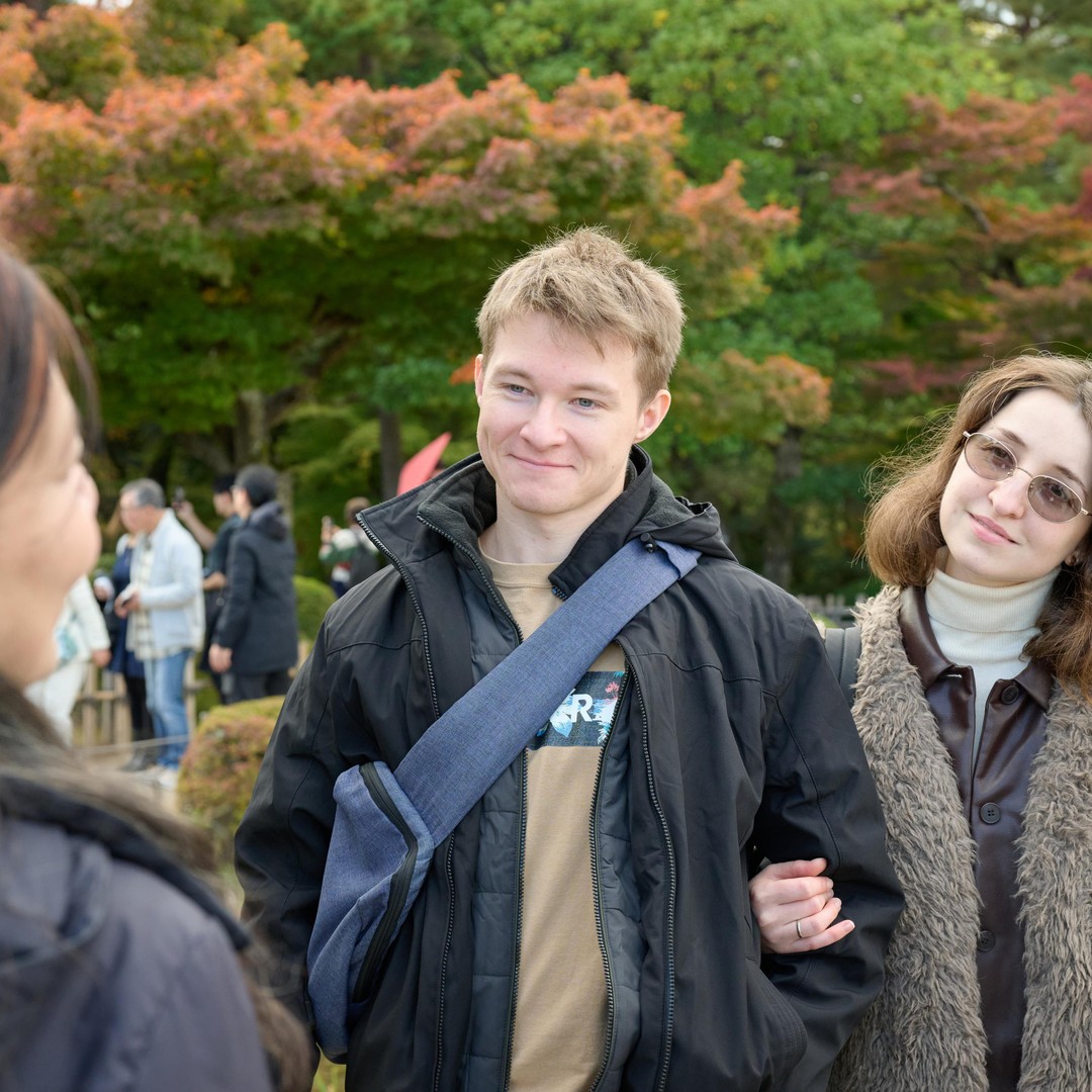 가나자와: 현지 가이드가 안내하는 역사 정원 워킹 투어 | GetYourGuide