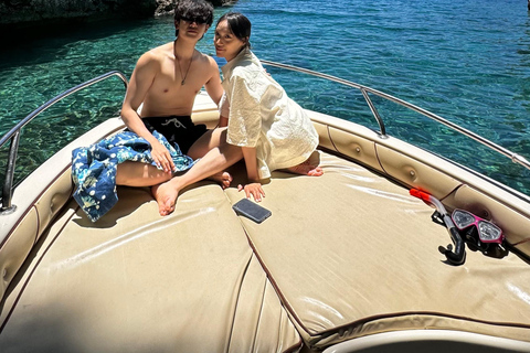 赞特私人游轮海龟岛、凯里洞穴和米兹特雷斯