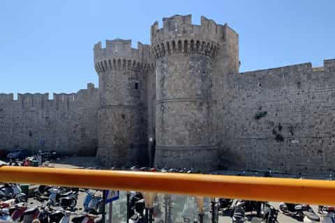 Rhodes: Hop-on Hop-off Sightseeing Bus Tour