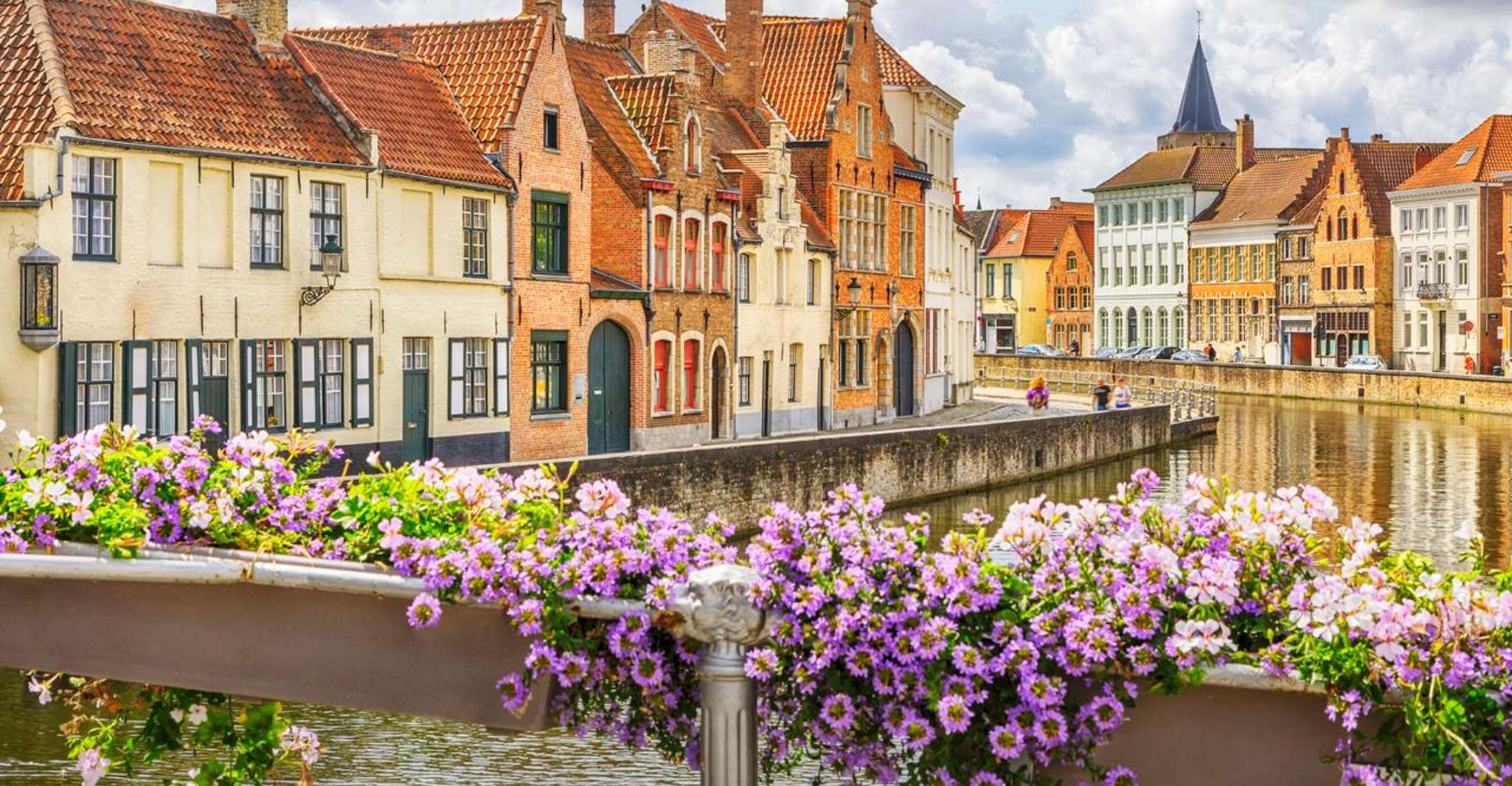 Private Guided Tour of Bruges' Iconic Sites & Chocolate - Hizvo