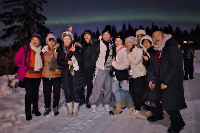 روفانييمي: مطاردة الشفق القطبي الشمالي مع خدمة التوصيل من الفندق