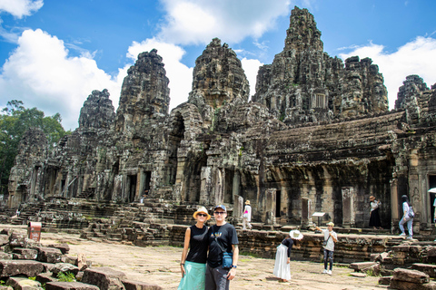 Tour privado guiado - Descubrimiento del Parque Arqueológico de AngkorVisita guiada privada a los Templos de Angkor con almuerzo incluido