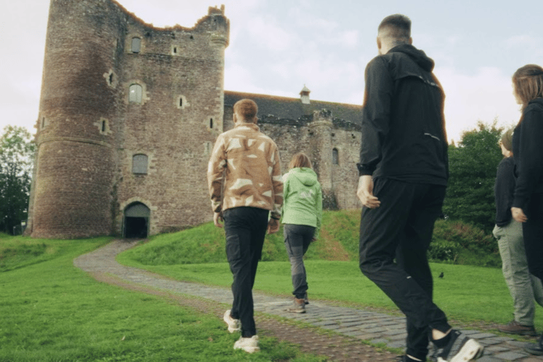 From Edinburgh: Highland Hike, Loch Paddle, and Castles