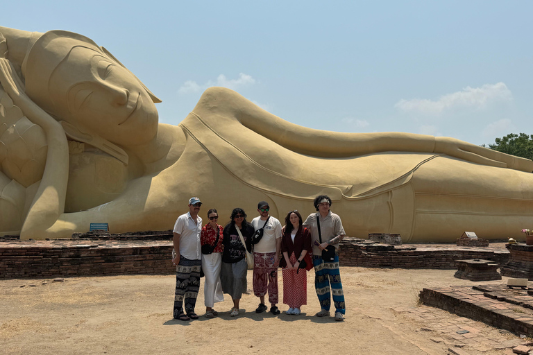 Ayutthaya Highlights: Private Day Tour (Customizable) Private tour with English speaking Guide (Sedan 1-4)