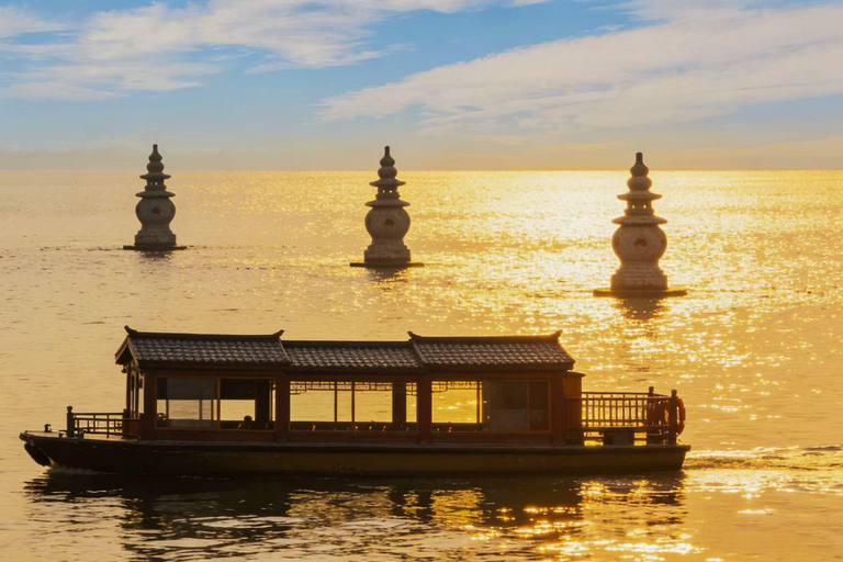Hangzhou: Small-Group Day Trip from Shanghai by Bullet Train