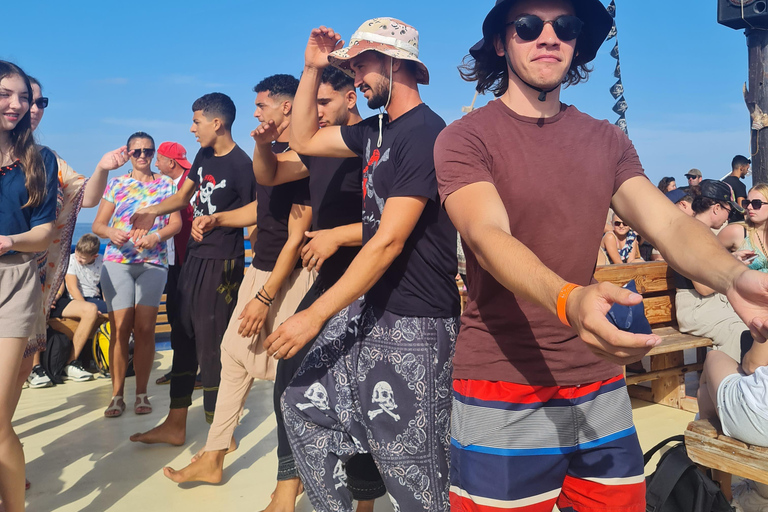 La epopeya pirata de Djerba: crucero legendario hacia la isla de los flamencos rosados