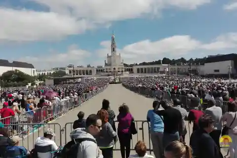 Depuis Coimbra : Sanctuaire de Fátima et village des Pastoureaux