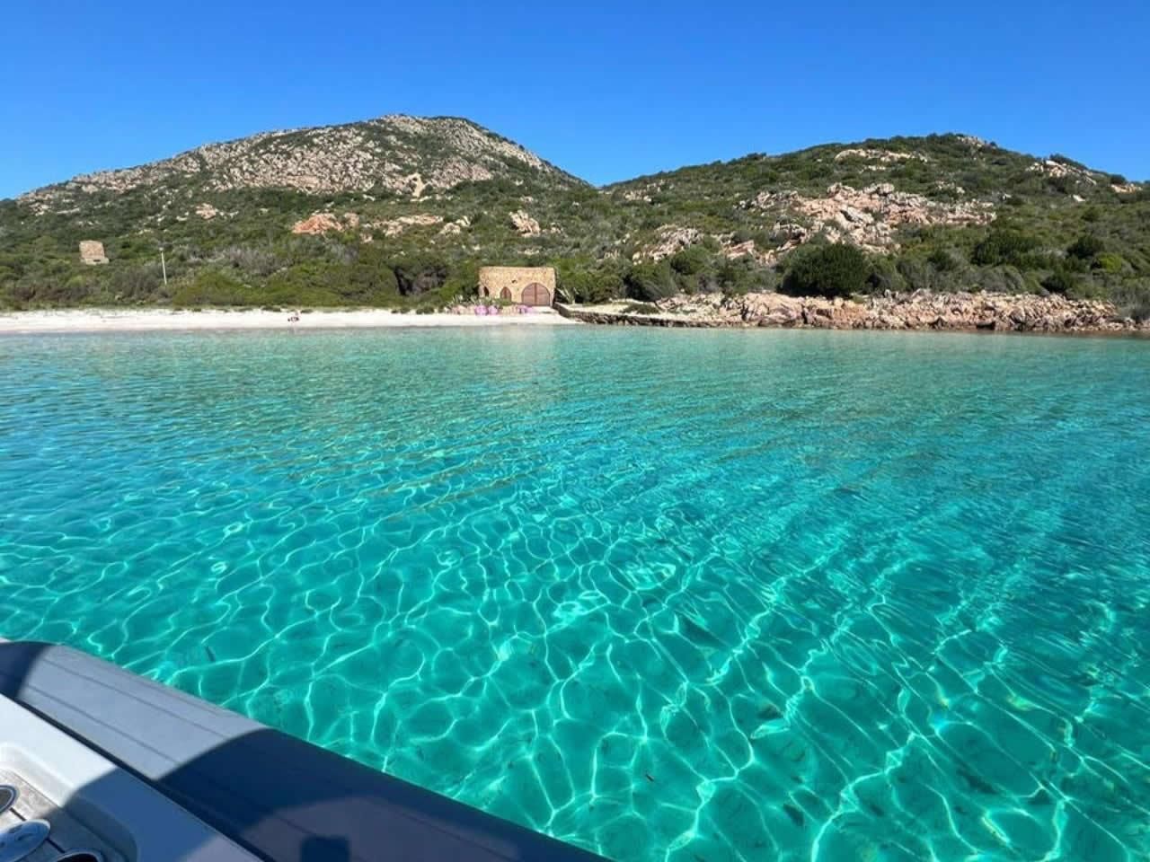 Piscine di Molara & Cala Girgolu (max. 12 Personen) Tour mit Maxi-RIB ab Olbia