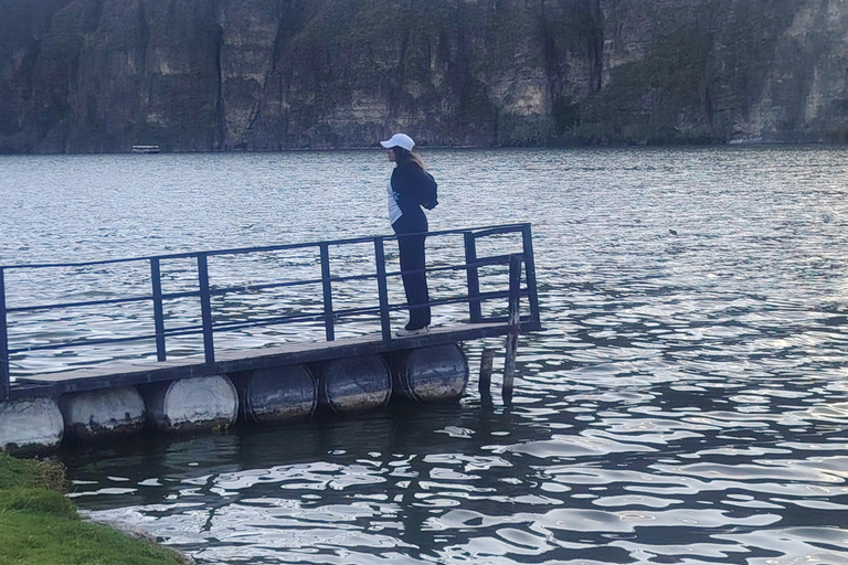 Quito: Baños de Agua Santa, Cotopaxi, Yambo Lagoon Tour, 2 days 1 night