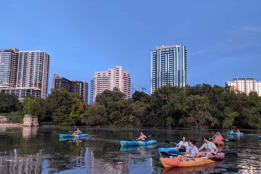 Houston: Sunset Skyline Kajak Tour. Foto: GetYourGuide Houston: Sunset Skyline Kajak Tour. Foto: GetYourGuide