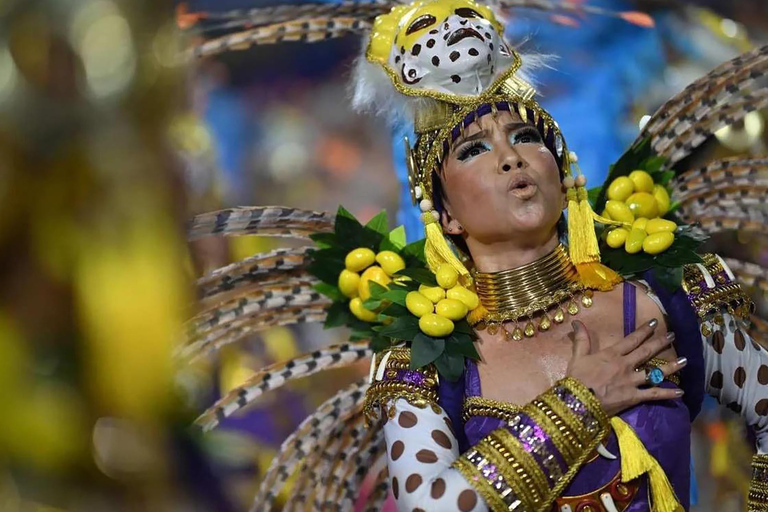 Parada karnawałowa w Rio: kostiumy + transfer w cenie