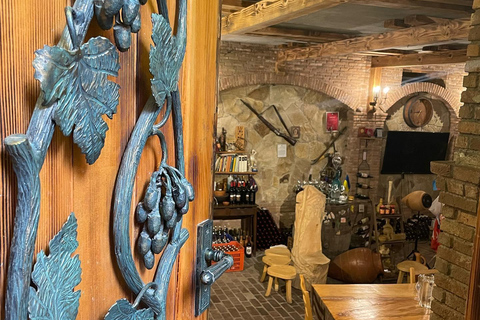 Batoumi : cours de fabrication de churchkhela avec collationBatoumi : Masterclass sur la fabrication du churchkhela avec collation