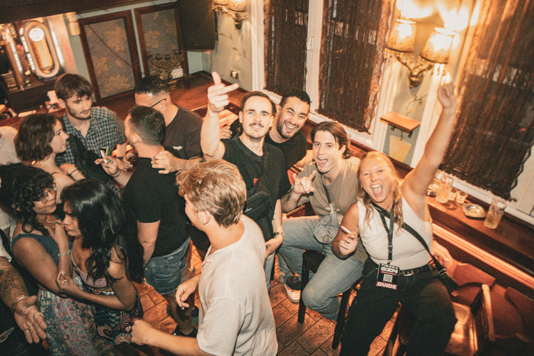 Tirana: Pub Crawl with 1 hour of Unlimited Drinks