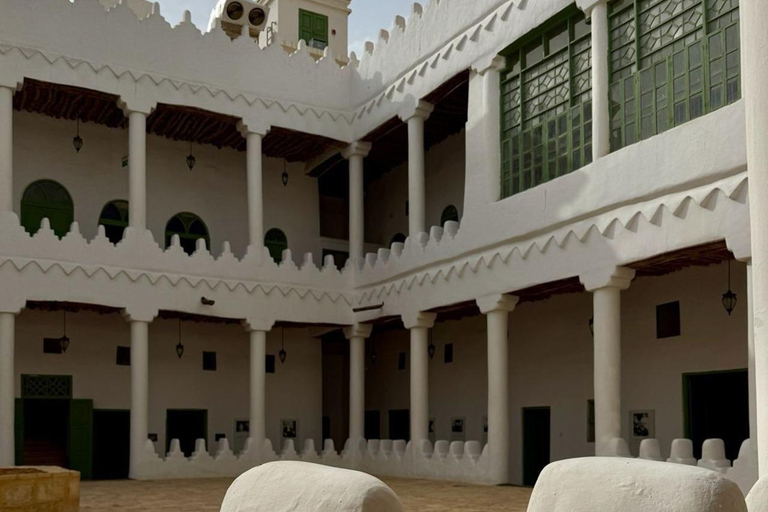 Riade: uma viagem no tempo com tour guiadoRiade: Uma viagem no tempo com tour guiado