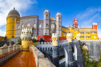 Von Lissabon Sintra, Regaleira, Pena Palace und Cascais Tour - Hizvo