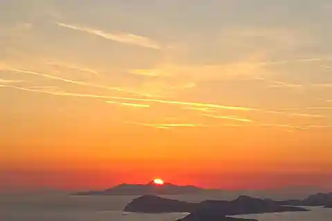 ドブロヴニク・サンセット・ツアー（絶景と地元ワイン付き